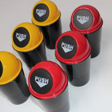 سلة مهملات للسيارة-850